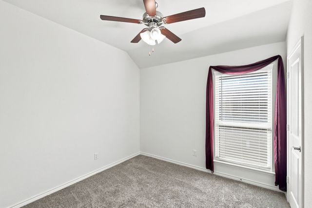 126 Redding Lane, Red Oak, TX 75154