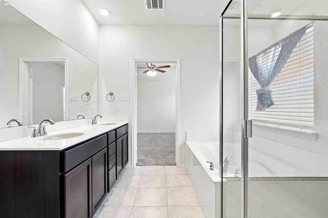 126 Redding Lane, Red Oak, TX 75154