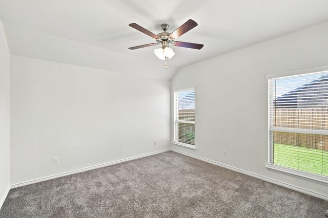 126 Redding Lane, Red Oak, TX 75154