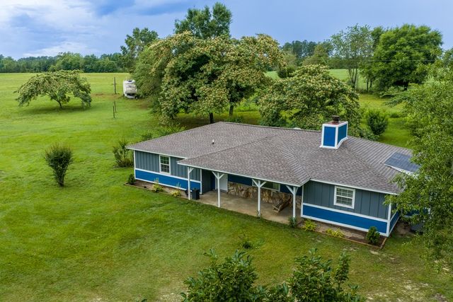 7727 S State Hwy 167, Hartford, AL 36344