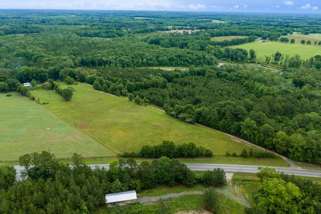 7727 S State Hwy 167, Hartford, AL 36344