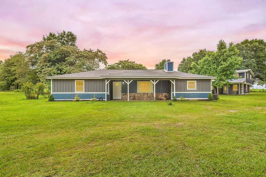 7727 S State Hwy 167, Hartford, AL 36344