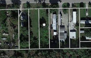 2804 Holly AVE, Naples, FL 34112