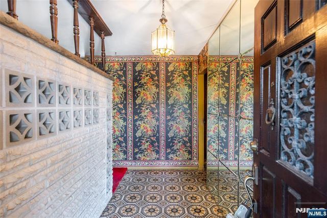 34 Bobbink Terrace, East Rutherford, NJ 07073