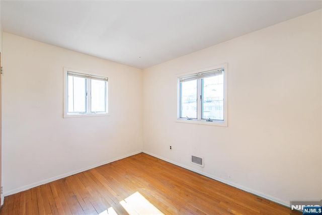 34 Bobbink Terrace, East Rutherford, NJ 07073