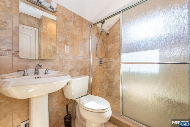 34 Bobbink Terrace, East Rutherford, NJ 07073