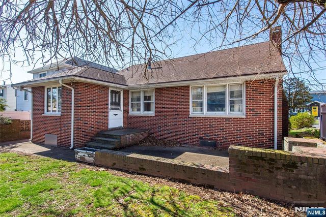 34 Bobbink Terrace, East Rutherford, NJ 07073