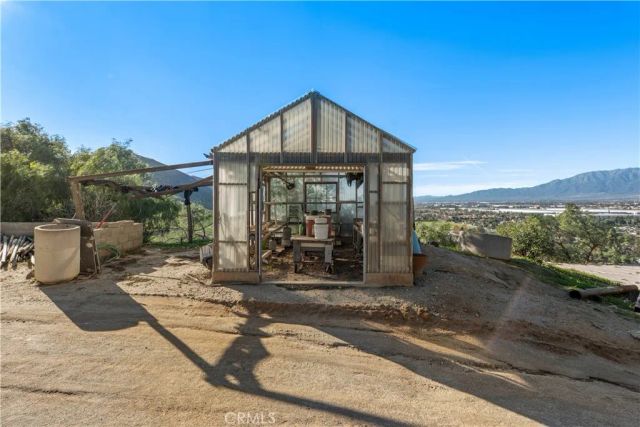 11251 Laurel, Bloomington, CA 92316