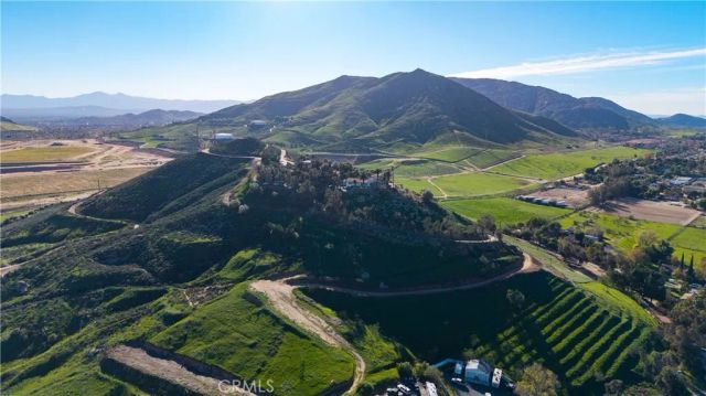 11251 Laurel, Bloomington, CA 92316