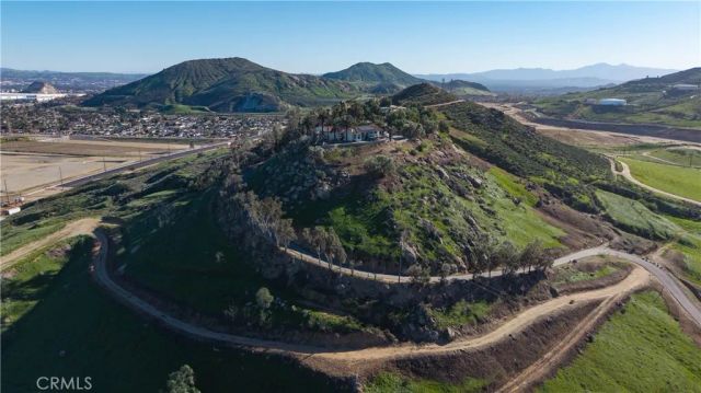 11251 Laurel, Bloomington, CA 92316