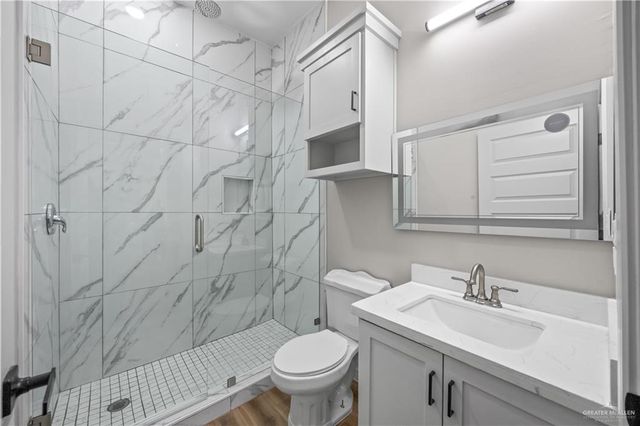 2318 Thornton Avenue, Mission, TX 78574