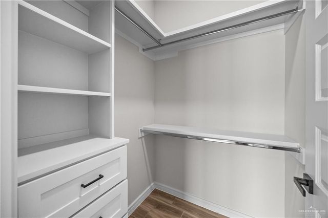 2318 Thornton Avenue, Mission, TX 78574