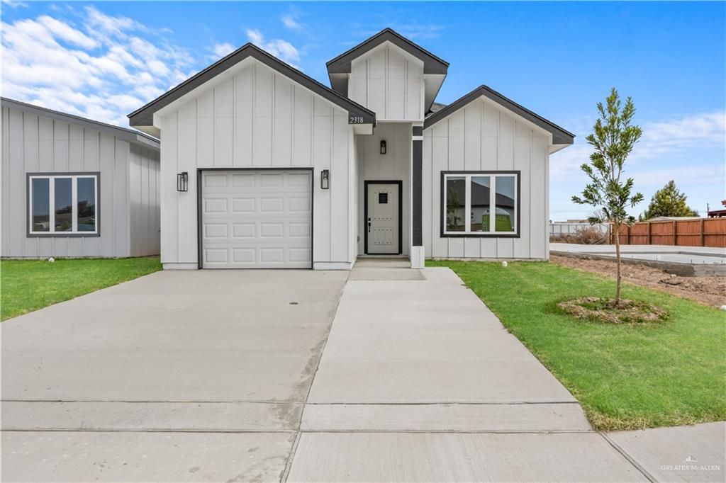 2318 Thornton Avenue, Mission, TX 78574