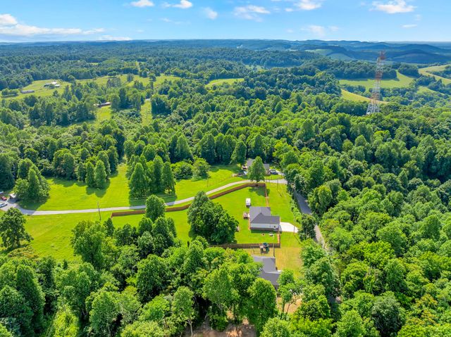 1147 Mount Herman Rd, Shelbyville, TN 37160