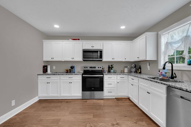1147 Mount Herman Rd, Shelbyville, TN 37160