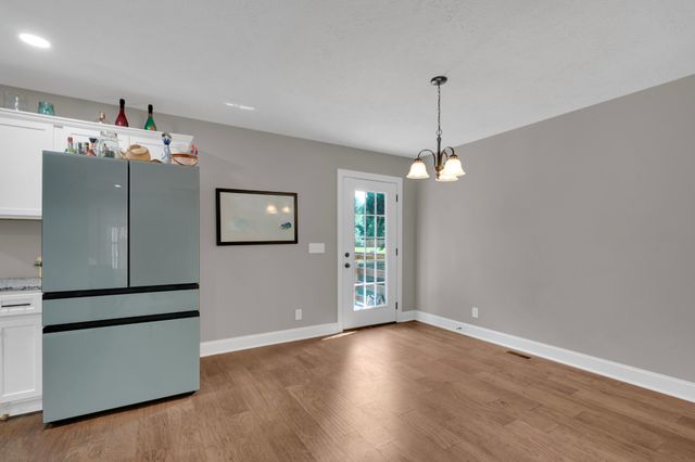1147 Mount Herman Rd, Shelbyville, TN 37160