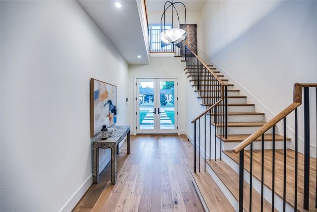 3935 Hawick Lane, Dallas, TX 75220