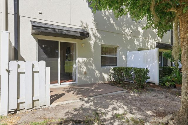 10291 PARK COMMONS DRIVE, Orlando, FL 32832
