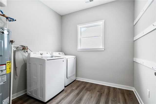 105 Deana Dr, Robinson Twp, PA 15136