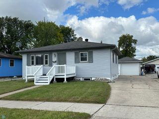 1337 15 Street S, Fargo, ND 58103
