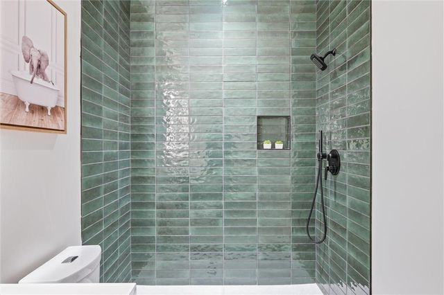 516 Lake Street, Lawrence, KS 66044