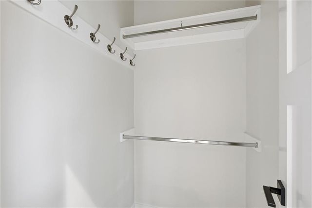 516 Lake Street, Lawrence, KS 66044