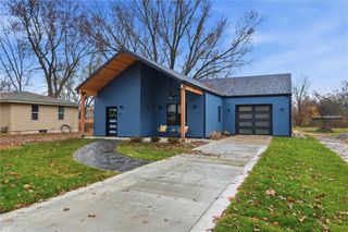 516 Lake Street, Lawrence, KS 66044