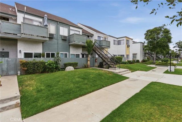 627 N Bristol 32, Santa Ana, CA 92703