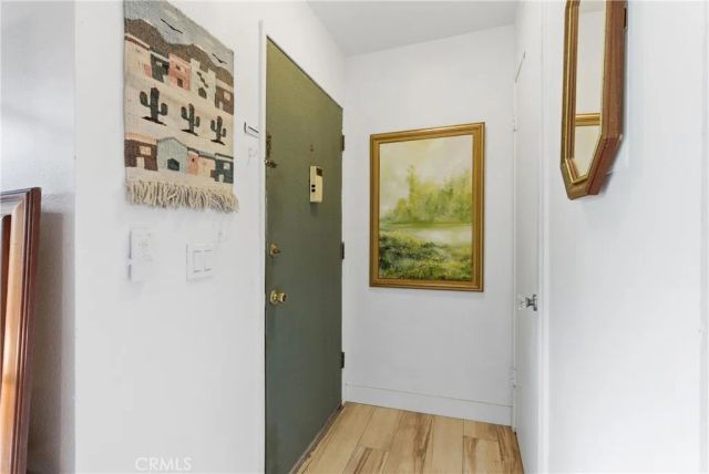627 N Bristol 32, Santa Ana, CA 92703