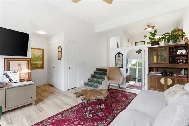 627 N Bristol 32, Santa Ana, CA 92703