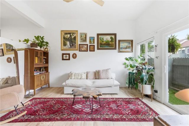 627 N Bristol 32, Santa Ana, CA 92703