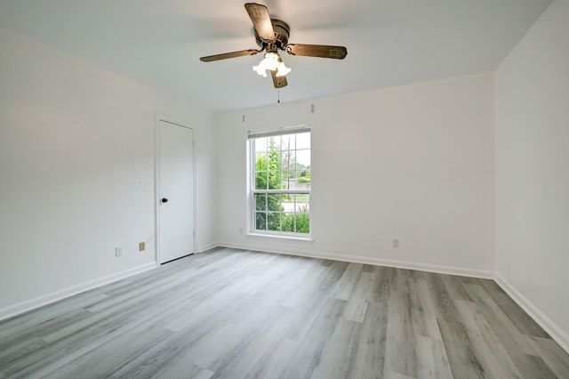 9807 Braewick Drive, Houston, TX 77096