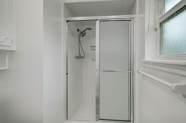 9807 Braewick Drive, Houston, TX 77096