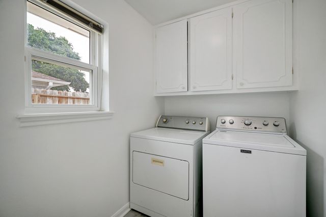 9807 Braewick Drive, Houston, TX 77096