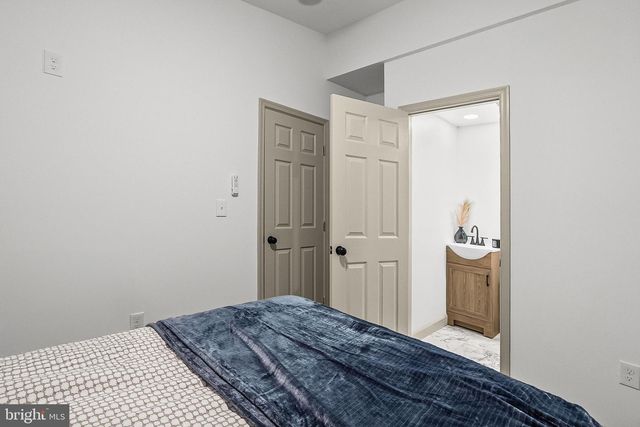 2508 E PRESTON ST, Baltimore, MD 21213