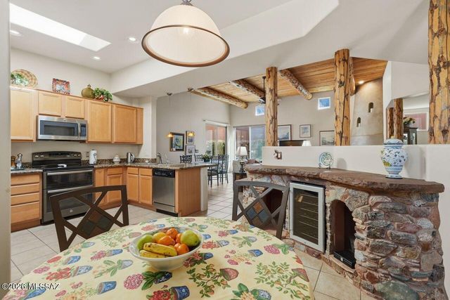 11324 N Mountain Meadow Place, Oro Valley, AZ 85737