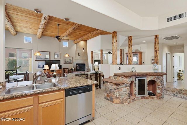 11324 N Mountain Meadow Place, Oro Valley, AZ 85737