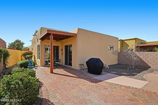 11324 N Mountain Meadow Place, Oro Valley, AZ 85737