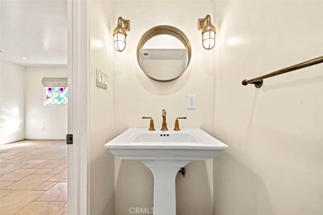 89 Rivo Alto Canal, Long Beach, CA 90803