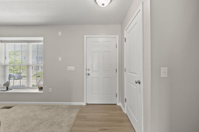 5297 Royal Arch Cascade Drive, 45, Dublin, OH 43016