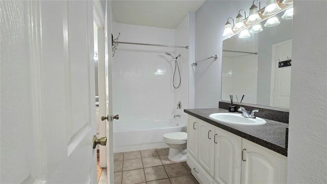 2107 PORTOFINO PLACE 30-3014, Palm Harbor, FL 34683