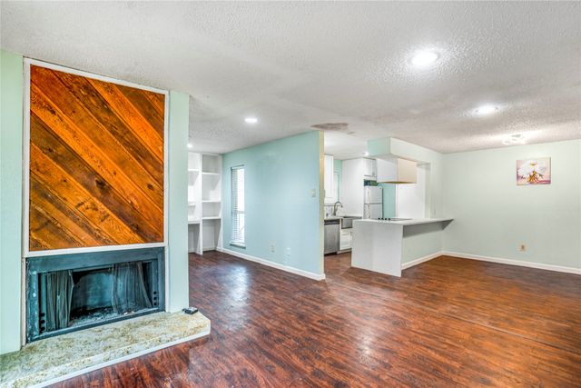 8110 Skillman Street 2031, Dallas, TX 75231