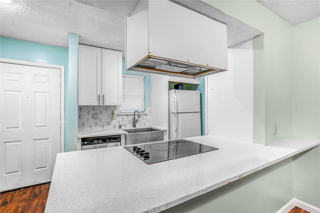 8110 Skillman Street 2031, Dallas, TX 75231