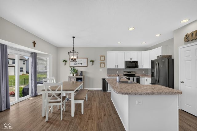 4221 Blue Note Drive, Indianapolis, IN 46239