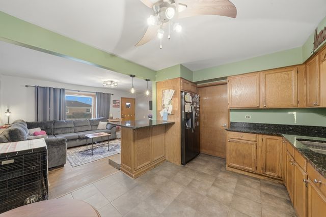 7800 New Castle Avenue, Burbank, IL 60459