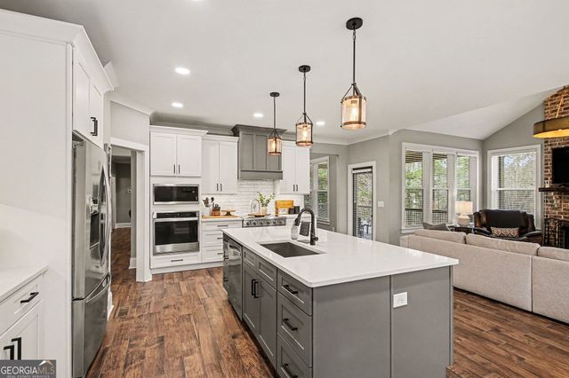 4736 Cardinal Ridge Way, Flowery Branch, GA 30542