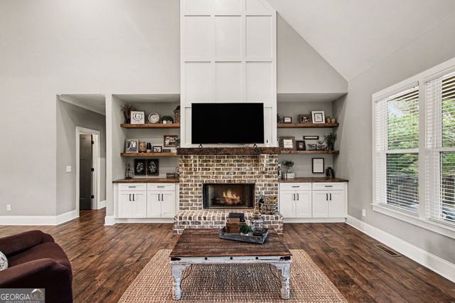 4736 Cardinal Ridge Way, Flowery Branch, GA 30542