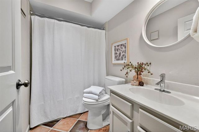 170 N Brentwood Boulevard, Clayton, MO 63105