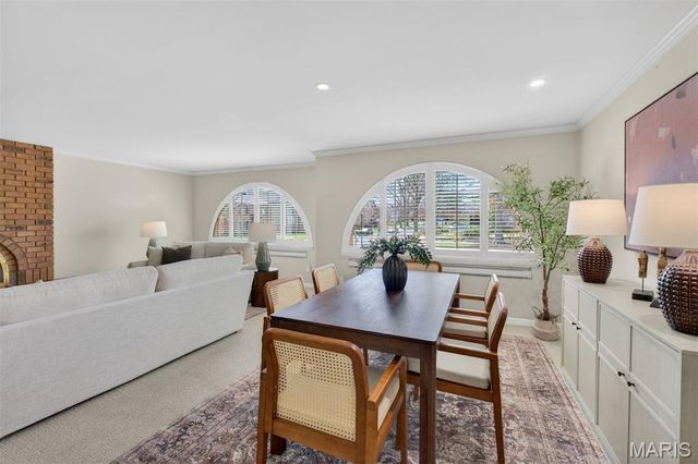 170 N Brentwood Boulevard, Clayton, MO 63105