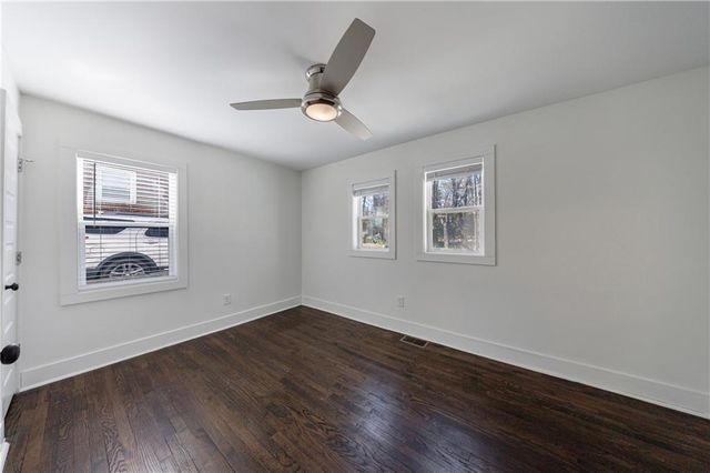 130 Burbank SW Drive, Atlanta, GA 30314